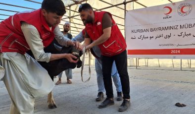 Türk Kızılay’ın kurban kesimleri 19 ülkede sürüyor