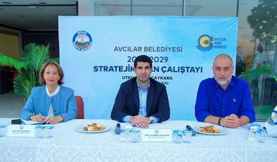 Avcılar’da katılımcılığı arttırmak amacıyla paydaşların görüşlerini almak için Avcılar Belediyesi 2025 – 2029 yılları Stratejik Plan Çalıştay’ı düzenlendi