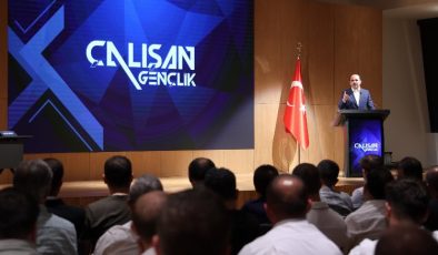 Başkan Altay ‘Çalışan Gençlik Meclisi’nde