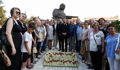 Bornova’da duygu dolu Srebrenica anması