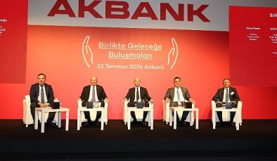 Akbank, İş Dünyasının Liderleriyle Birlikte Geleceği Şekillendirmeye Devam Ediyor