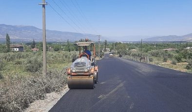 Aydın Büyükşehir Belediyesi, kente yeni yollar kazandırmak ve mevcut yolları yenilemek için çalışmalarını sürdürüyor