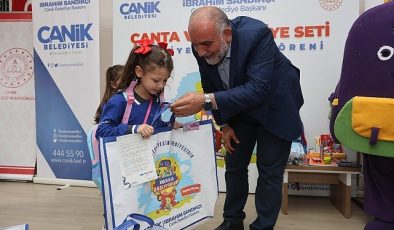 Canik’te Tüm Birinci Sınıflara Çanta ve Kırtasiye Seti Hediye Edilecek