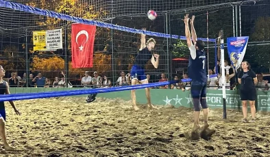 Gölcük plaj voleybolunu çok sevdi