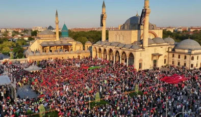 On binlerce Konyalı Gazze için tek yürek oldu