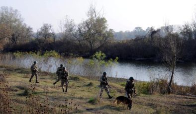 Edirne’de 2 FETÖ şüphelisi Yunanistan’a kaçmaya çalışırken yakalandı