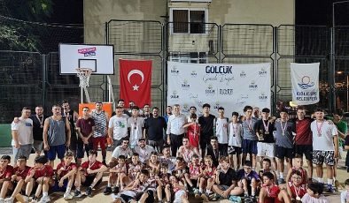 Şölene Dönüşen Sokak Basketbolu Rekor Katılımla Sona Erdi