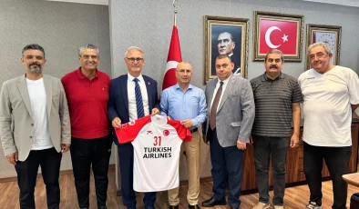 THF Başkanı Uğur Kılıç, Adana ve İskenderun’da temaslarda bulundu