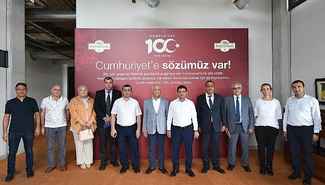 Balparmak’tan İstanbul İl Tarım ve Orman Müdürü Suat Parıldar’a Baldaki Hileyi Tespit Etme Yöntemleri Üzerine Kapsamlı Brifing