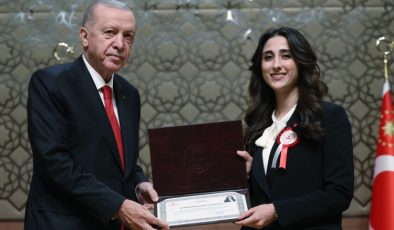 Cumhurbaşkanı Erdoğan Kaymakam adaylarına seslendi: Kibir sizin semtinize uğramayacak