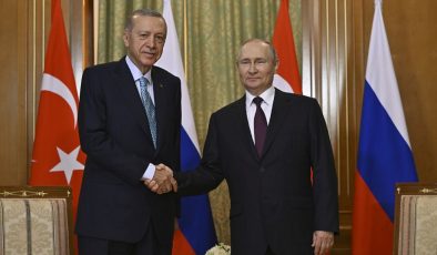 Cumhurbaşkanı Erdoğan, Putin ile telefonda görüştü