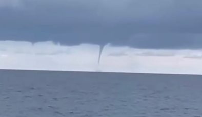 Amasra’da denizde hortum oluştu